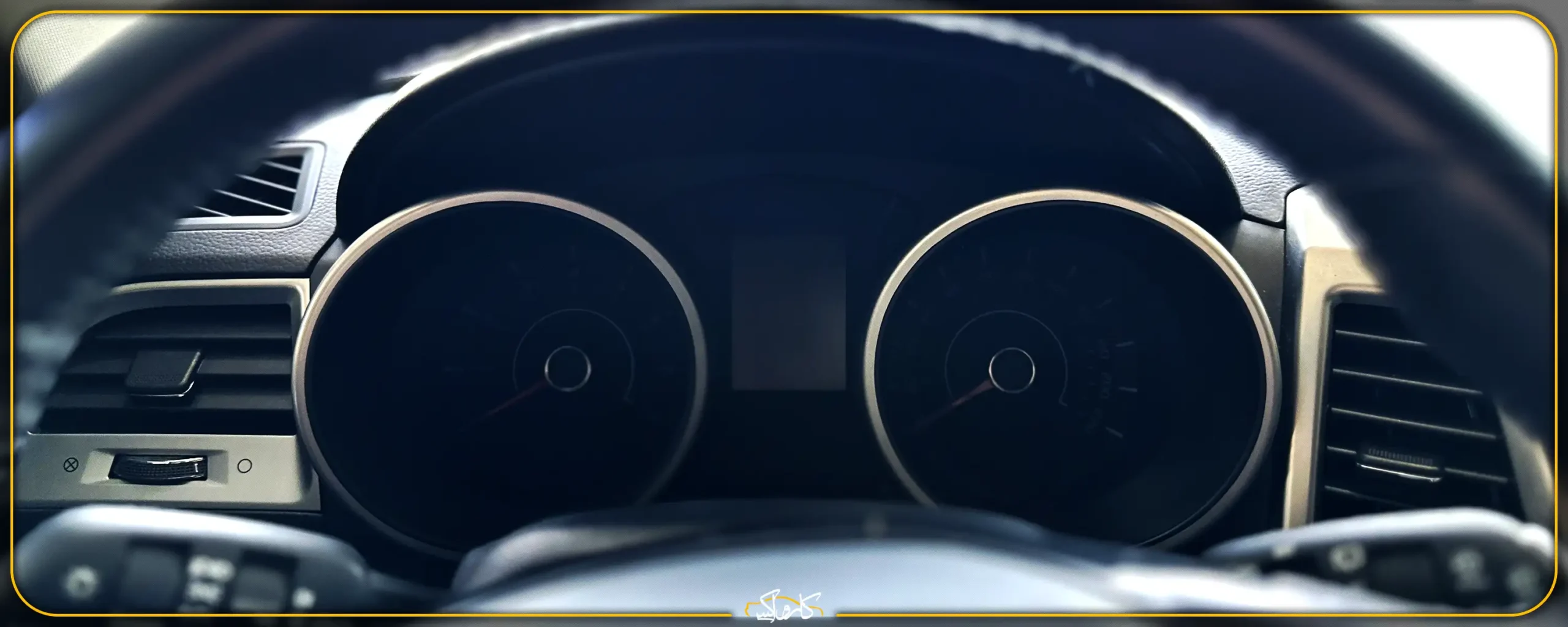 نقد و بررسی خودرو سانگ یانگ تیوولی SsangYong Tivoli | کارواکس مرکز دیتیلینگ خودرو | بررسی و خرید آنلاین جزییات فرمان خودرو سانگ یانگ تیوولی